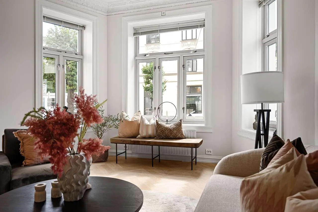 Home Window Repair Guide: Fix, Maintain, Save